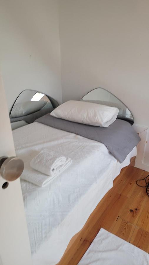 Litle Tiny Room In The Attic Lisbon Exterior photo