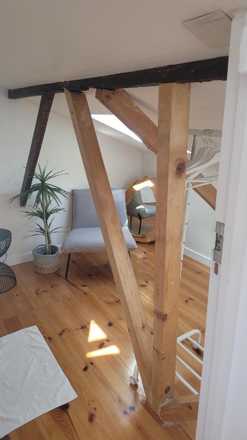 Litle Tiny Room In The Attic Lisbon Exterior photo